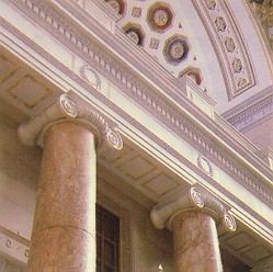 Columnas de Marmol Rosado