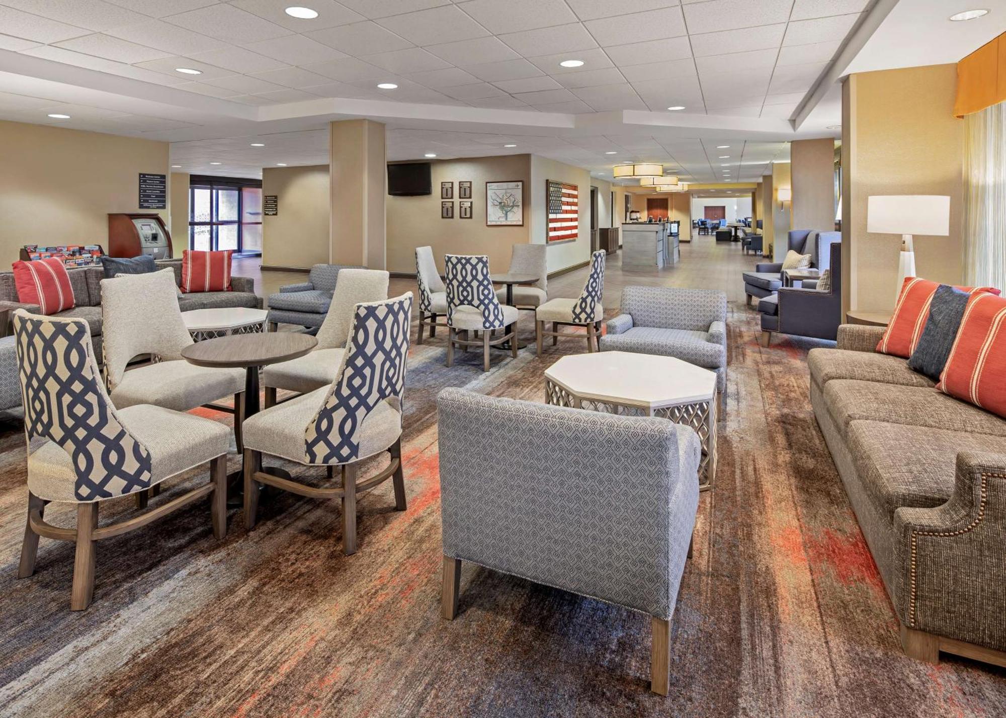 4 Top 3-Star Hotels Near The Pentagon for Smart Stays