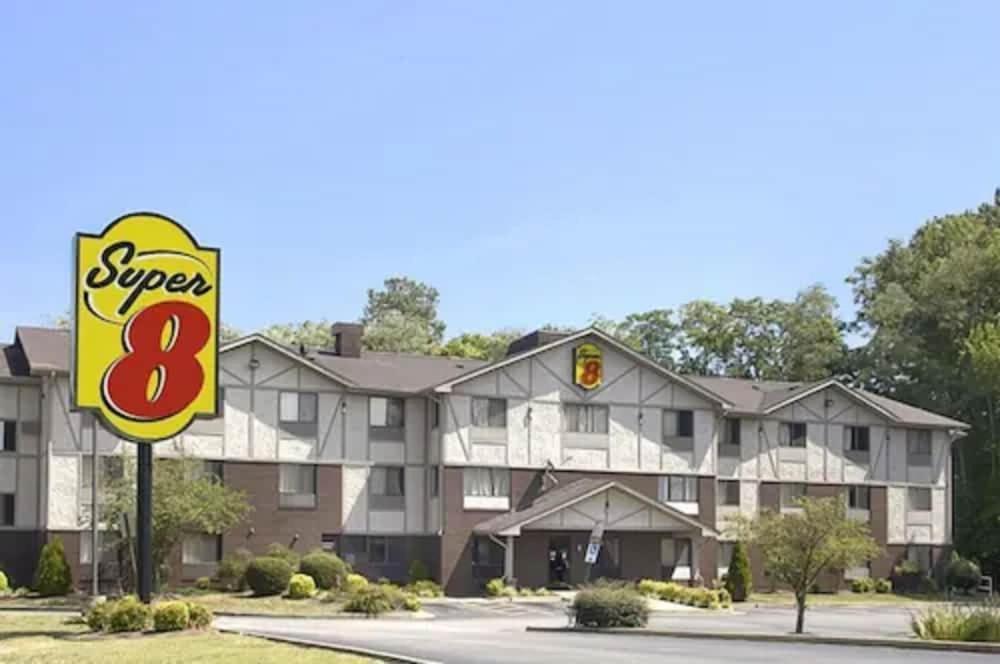 Staying Near Richmond National Battlefield: 4 Budget Hotels Compared